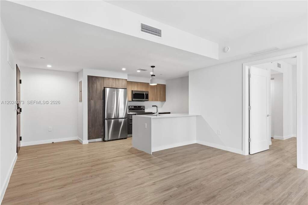 1 Bedroom Apartment/Flat's Image 9