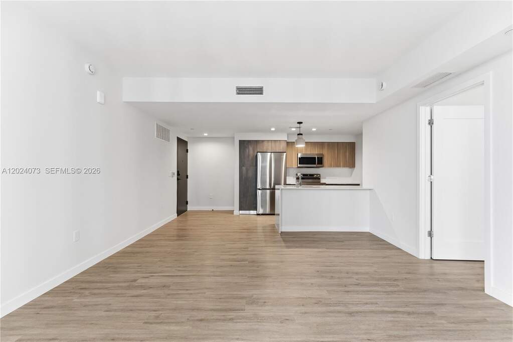 1 Bedroom Apartment/Flat's Image 12