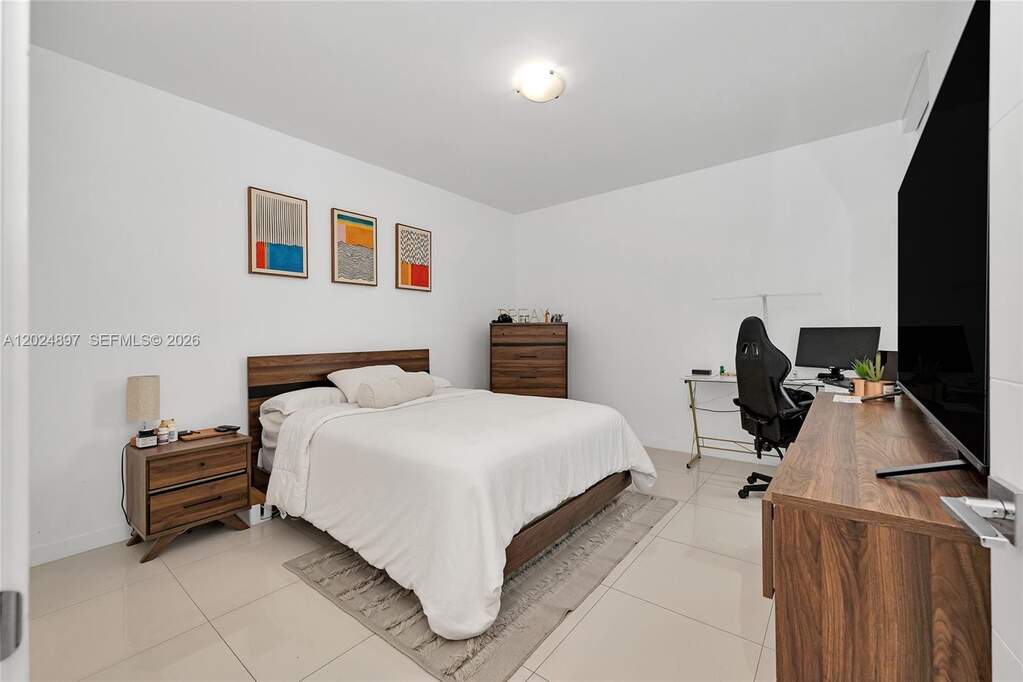 2 Bedroom Apartment/Flat's Image 8