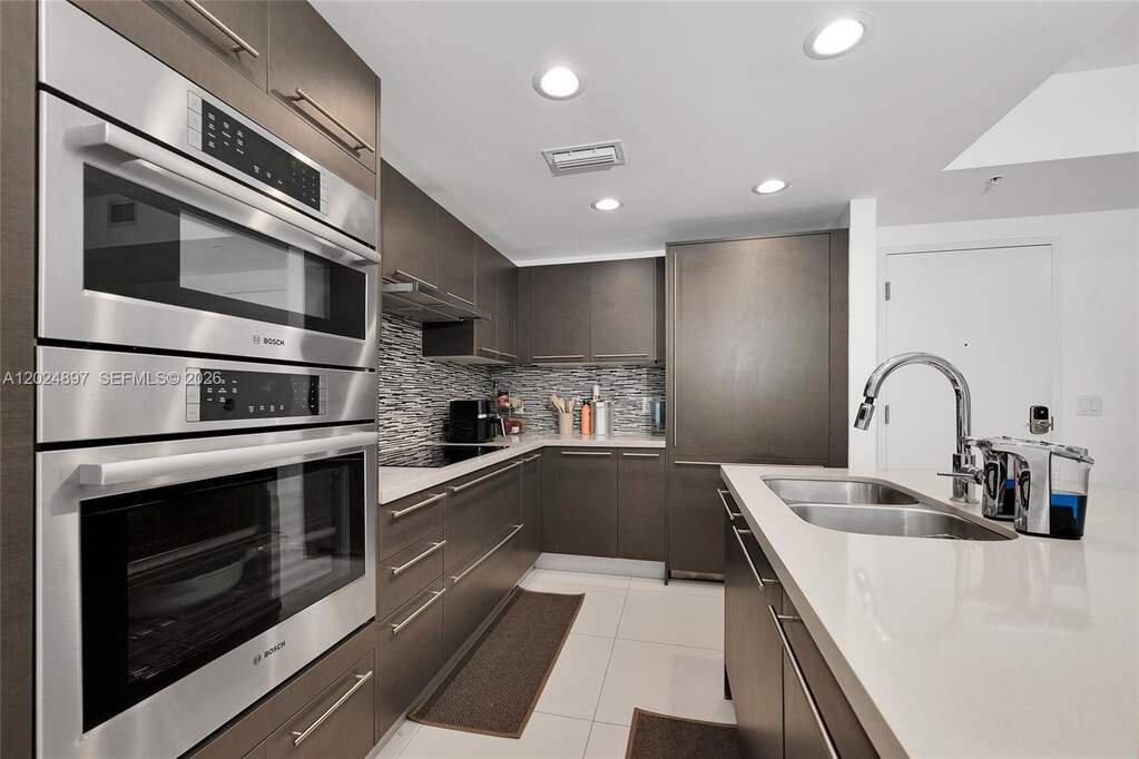 2 Bedroom Apartment/Flat's Image 3