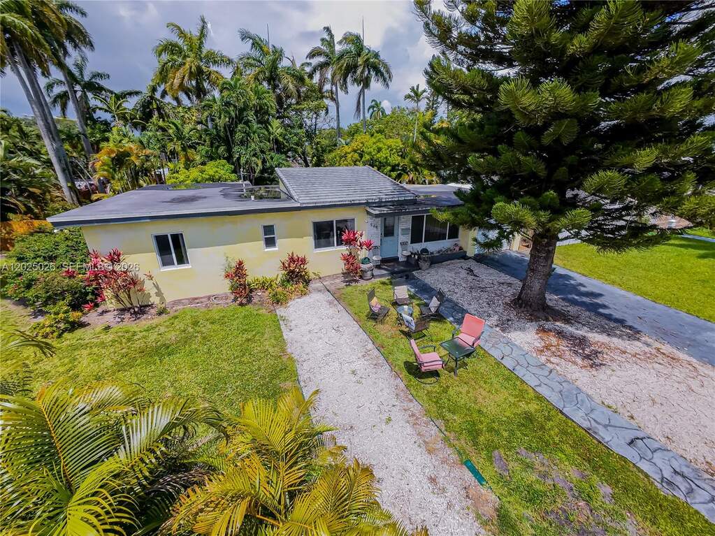 2 Bedroom Single Family Home/House's Image 10