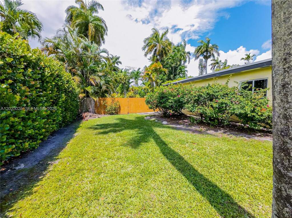2 Bedroom Single Family Home/House's Image 11