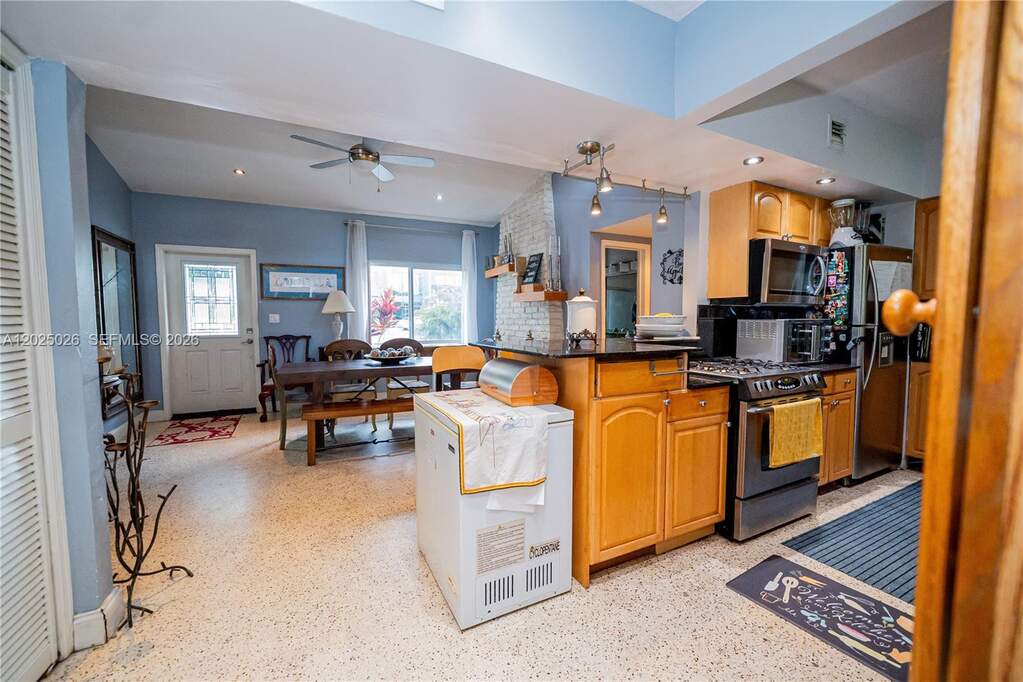 2 Bedroom Single Family Home/House's Image 22