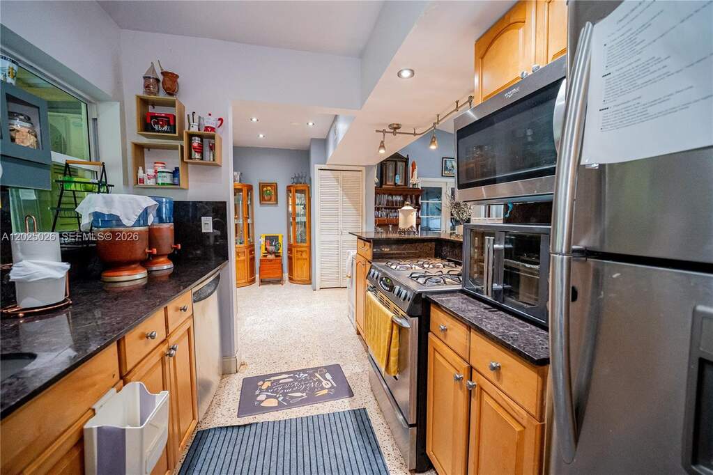 2 Bedroom Single Family Home/House's Image 27