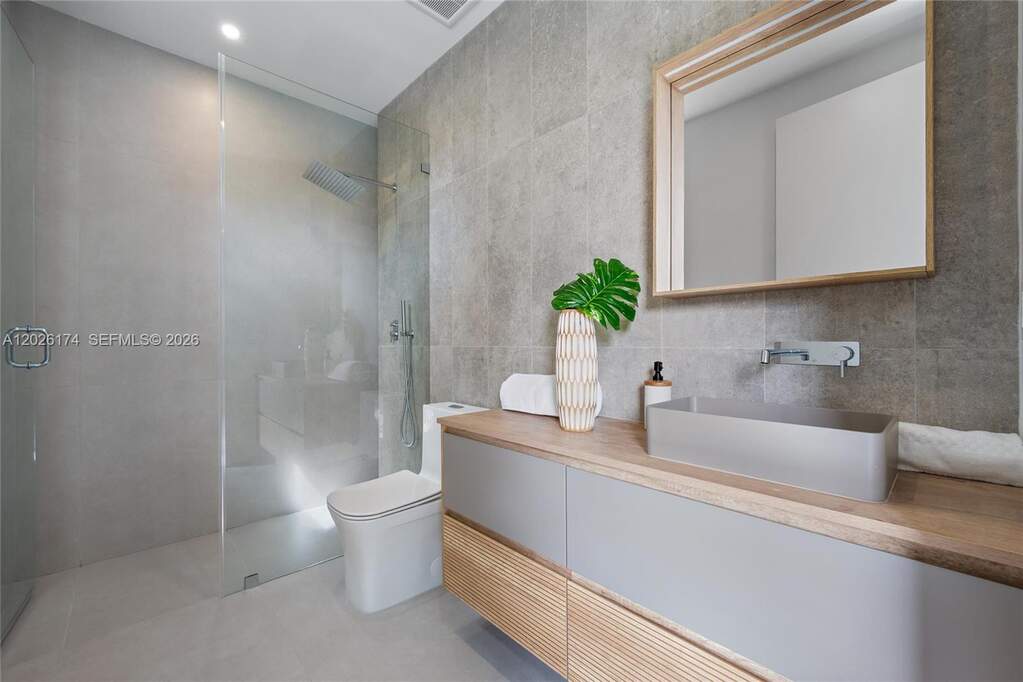 3 Bedroom Villa/Townhouse's Image 16