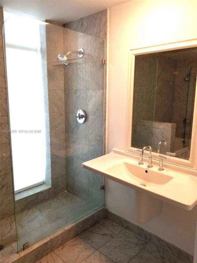 2 Bedroom Apartment/Flat's Image 11