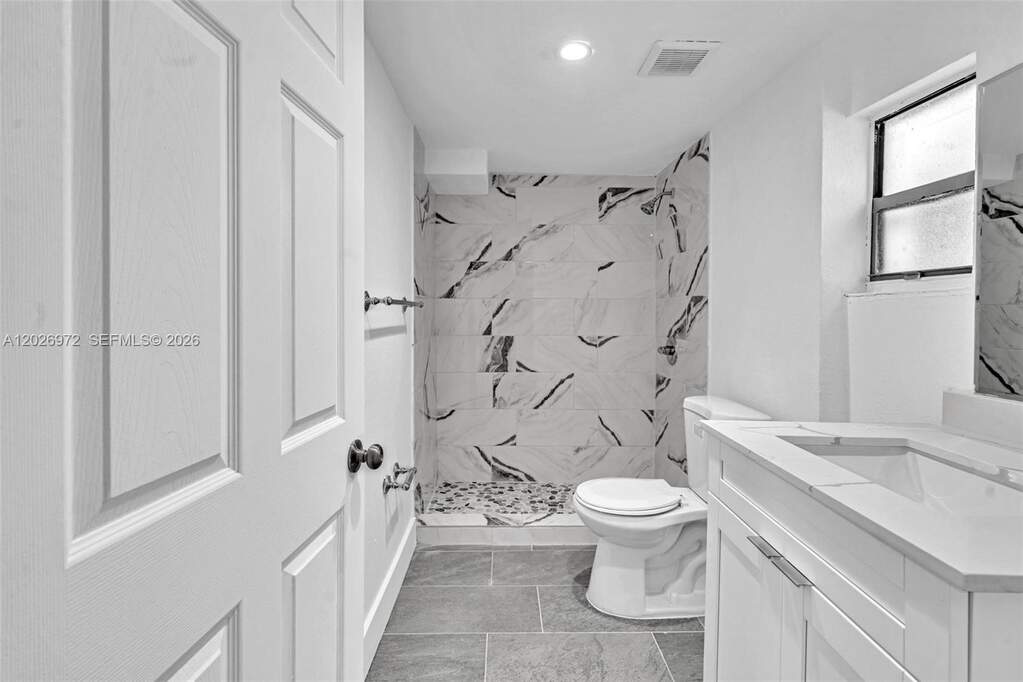 3 Bedroom Single Family Home/House's Image 18