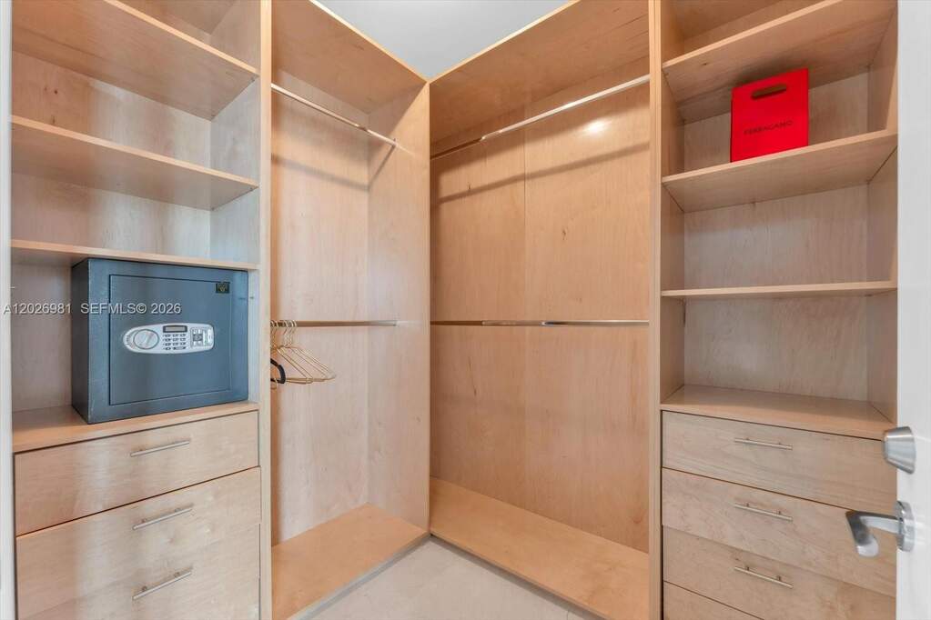 3 Bedroom Apartment/Flat's Image 19