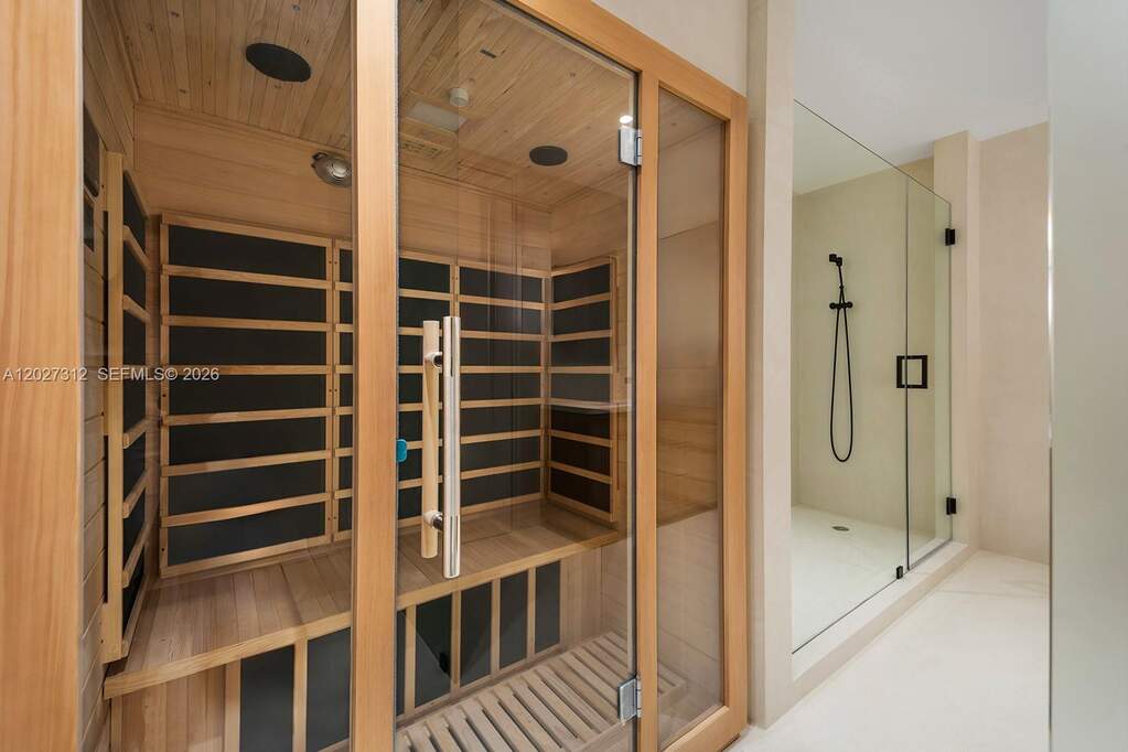 2 Bedroom Apartment/Flat's Image 15
