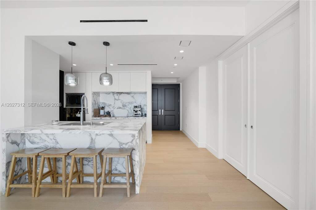 2 Bedroom Apartment/Flat's Image 5
