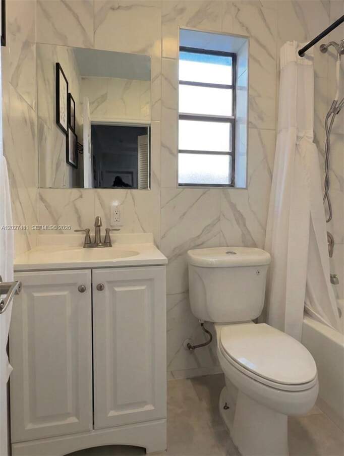 3 Bedroom Single Family Home/House's Image 11