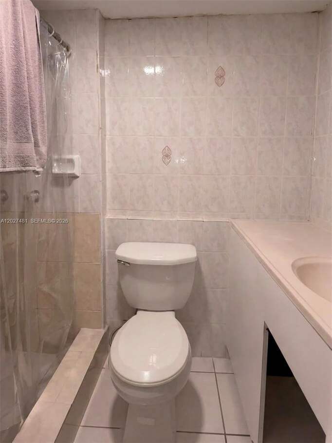 3 Bedroom Single Family Home/House's Image 32