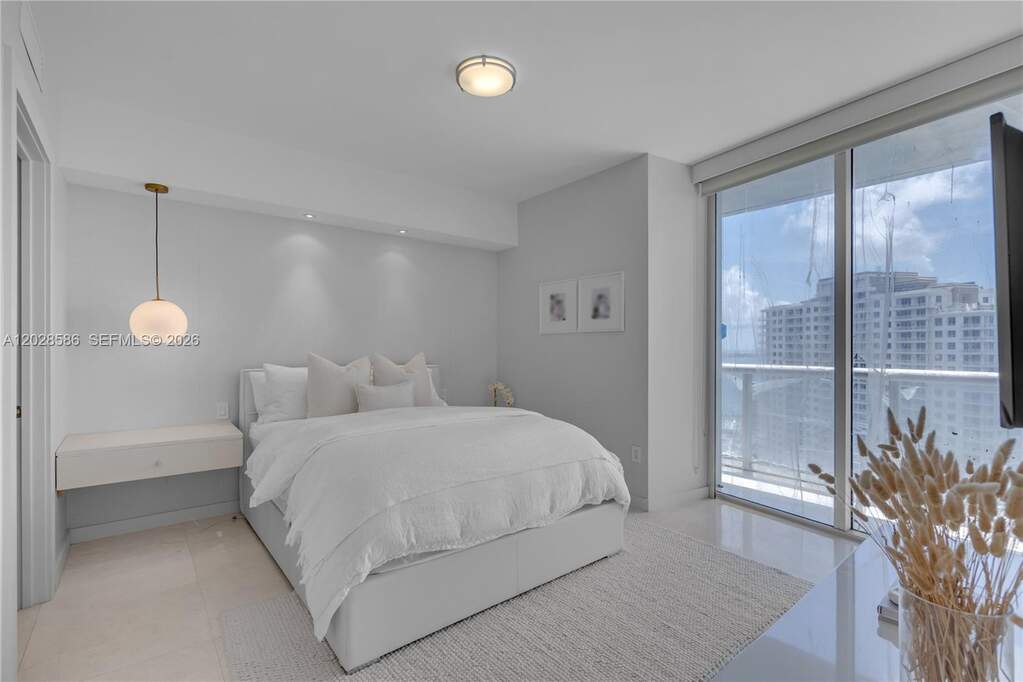 2 Bedroom Apartment/Flat's Image 3
