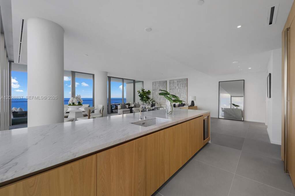 3 Bedroom Apartment/Flat's Image 13