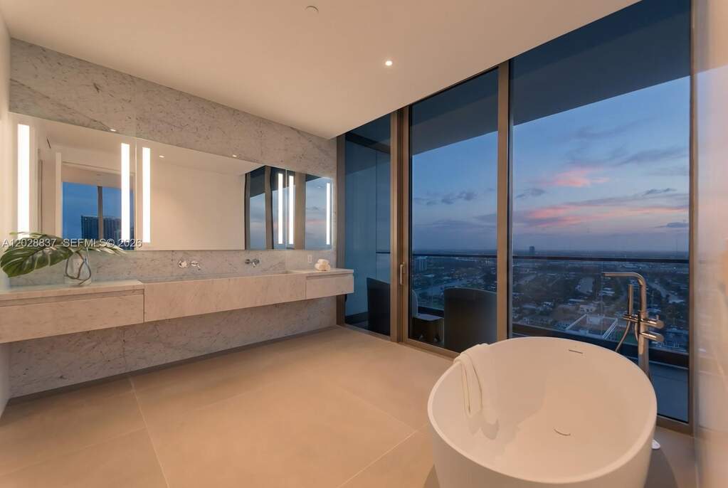 3 Bedroom Apartment/Flat's Image 37