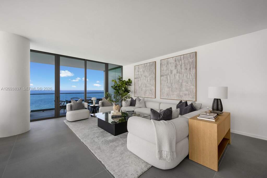 3 Bedroom Apartment/Flat's Image 3