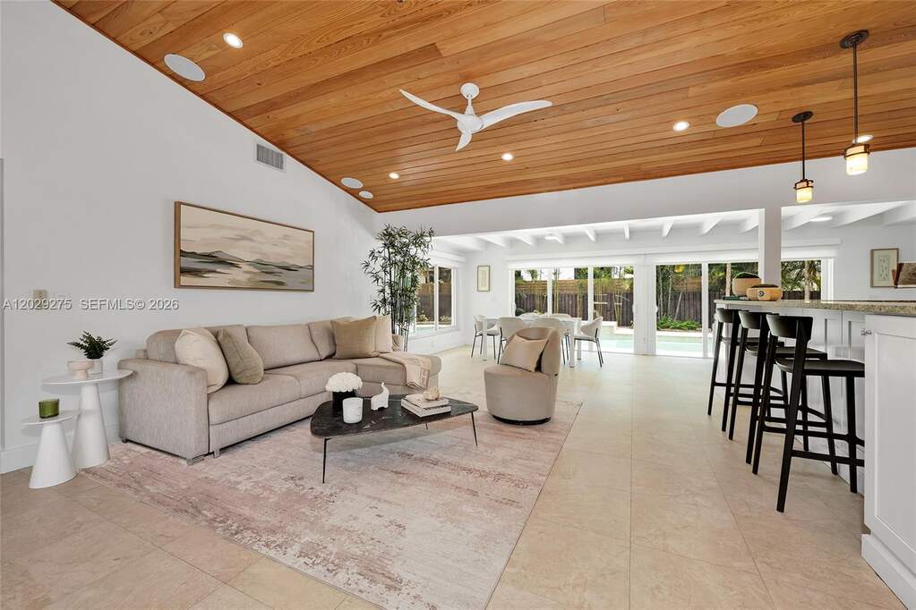 3 Bedroom Single Family Home/House's Image 13