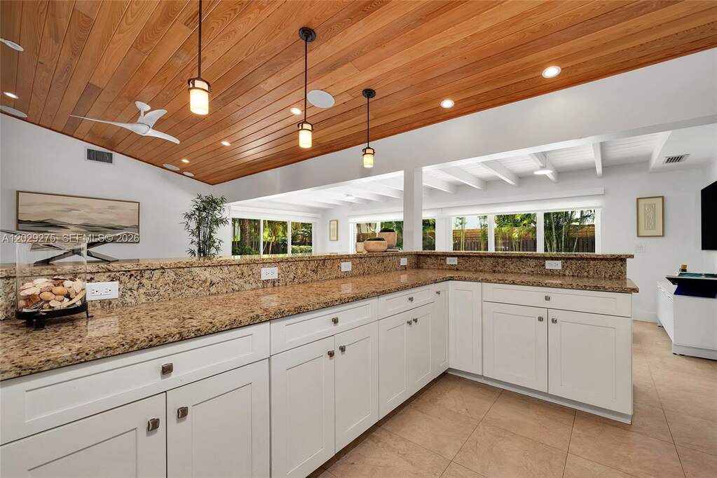 3 Bedroom Single Family Home/House's Image 21