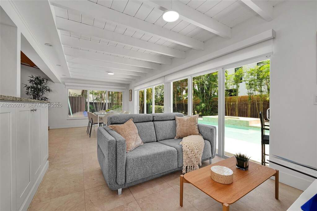 3 Bedroom Single Family Home/House's Image 23