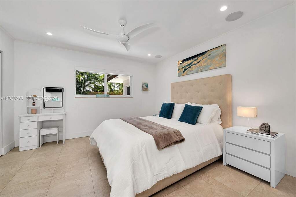 3 Bedroom Single Family Home/House's Image 28