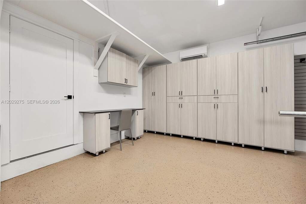 3 Bedroom Single Family Home/House's Image 40