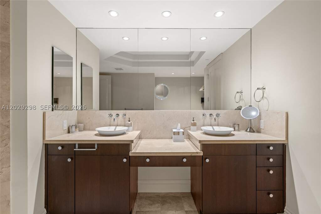 2 Bedroom Apartment/Flat's Image 17