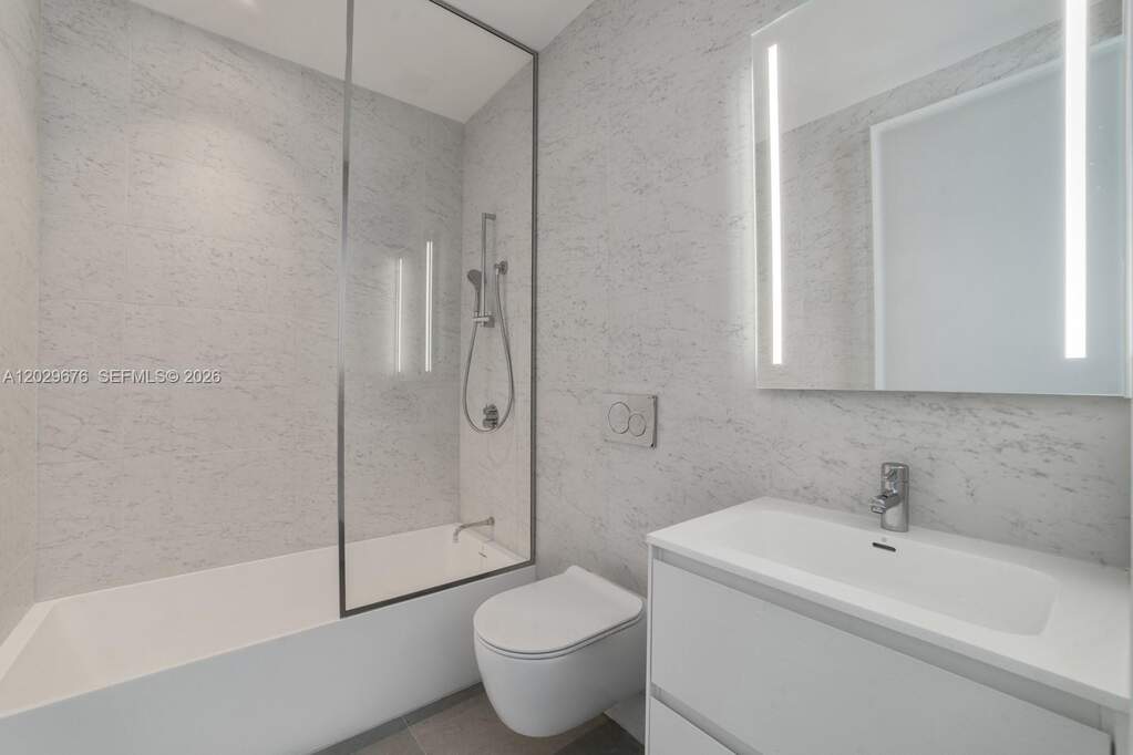 3 Bedroom Apartment/Flat's Image 30