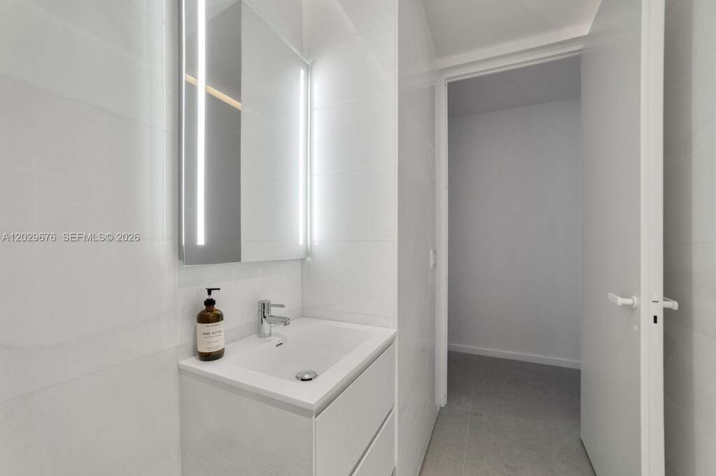 3 Bedroom Apartment/Flat's Image 33