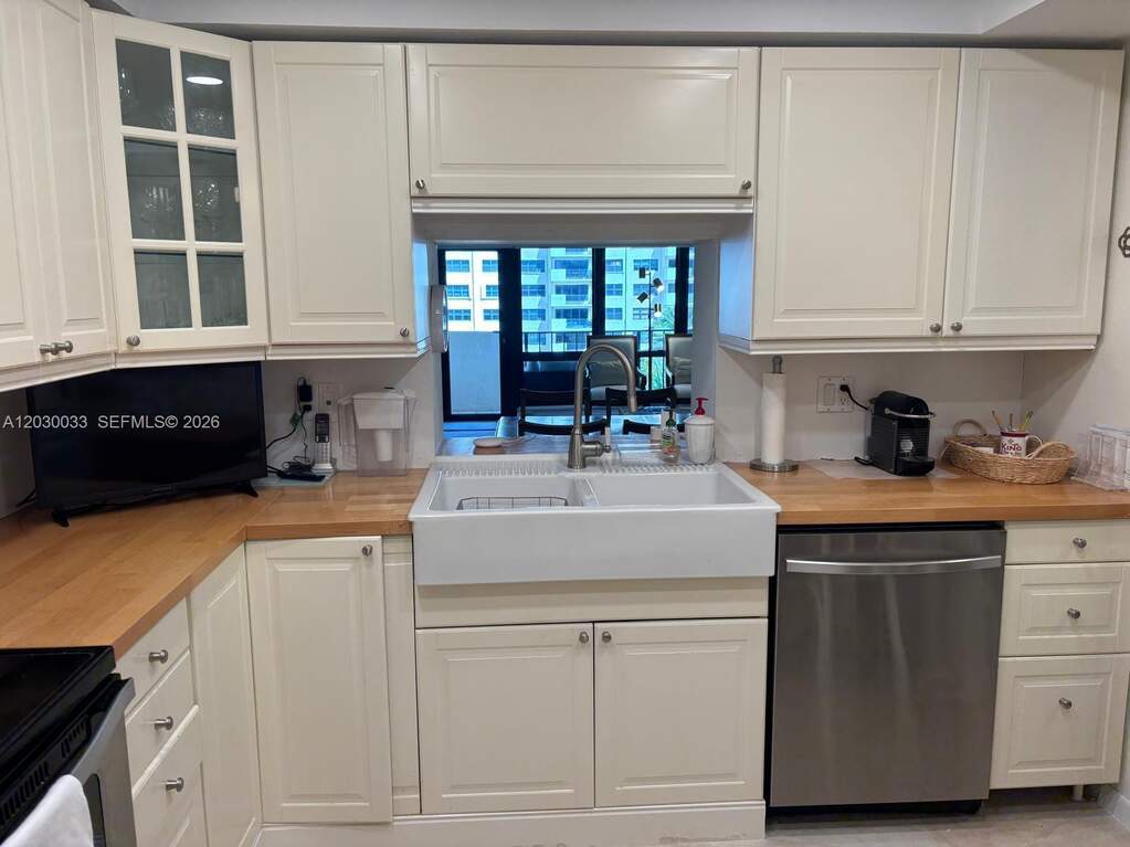 2 Bedroom Apartment/Flat's Image 6