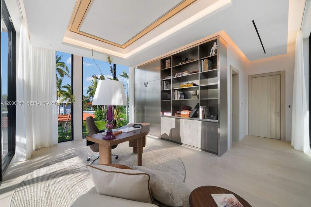 7 Bedroom Single Family Home/House's Image 68