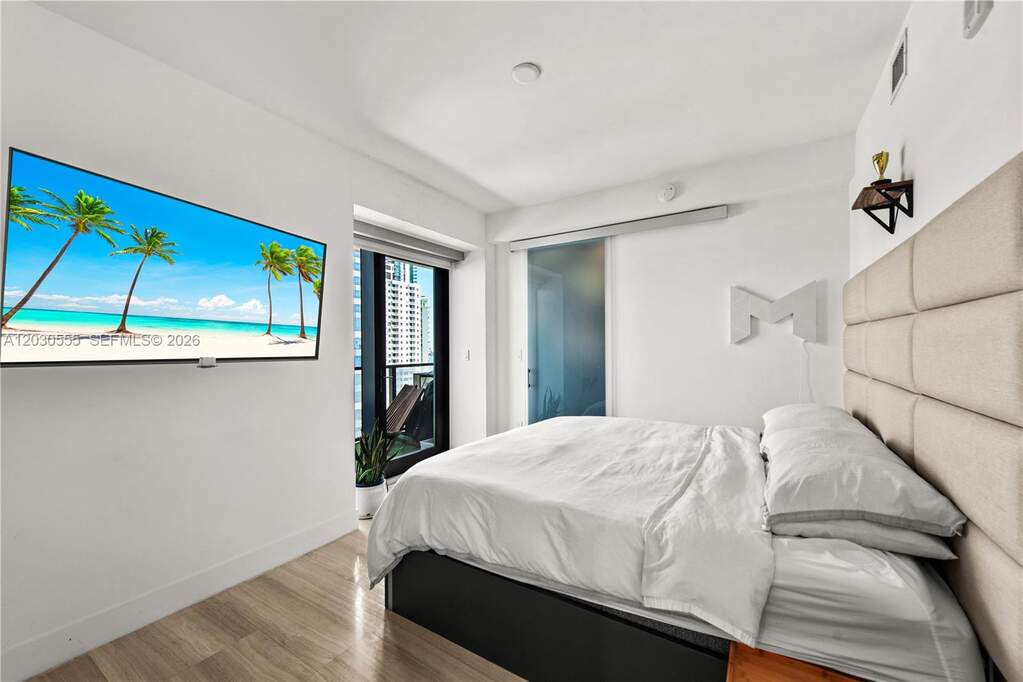 1 Bedroom Apartment/Flat's Image 13