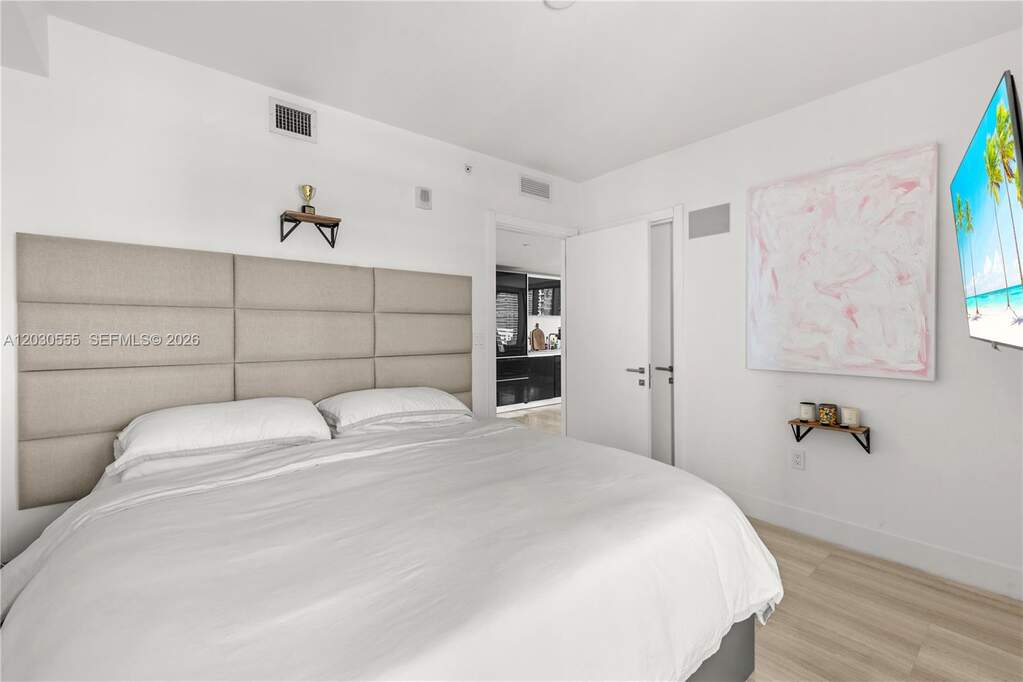 1 Bedroom Apartment/Flat's Image 14