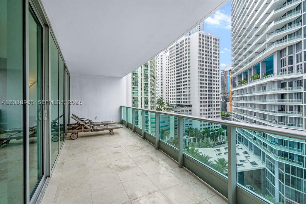 1 Bedroom Apartment/Flat's Image 8
