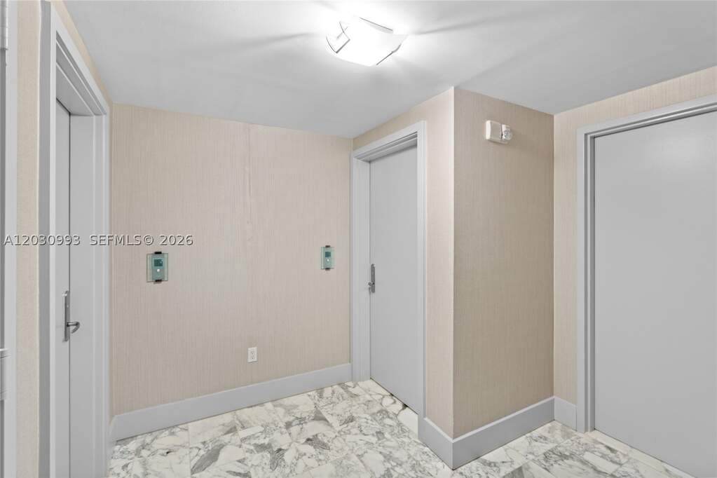 1 Bedroom Apartment/Flat's Image 32