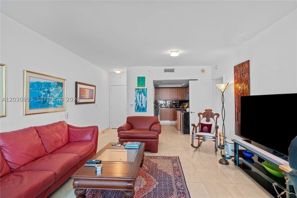 1 Bedroom Apartment/Flat's Image 3