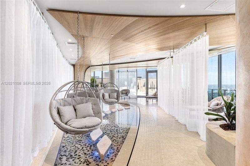 2 Bedroom Apartment/Flat's Image 30