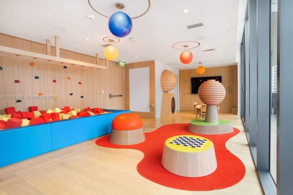 2 Bedroom Apartment/Flat's Image 46