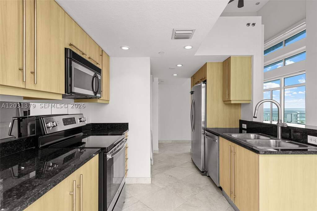 2 Bedroom Apartment/Flat's Image 12