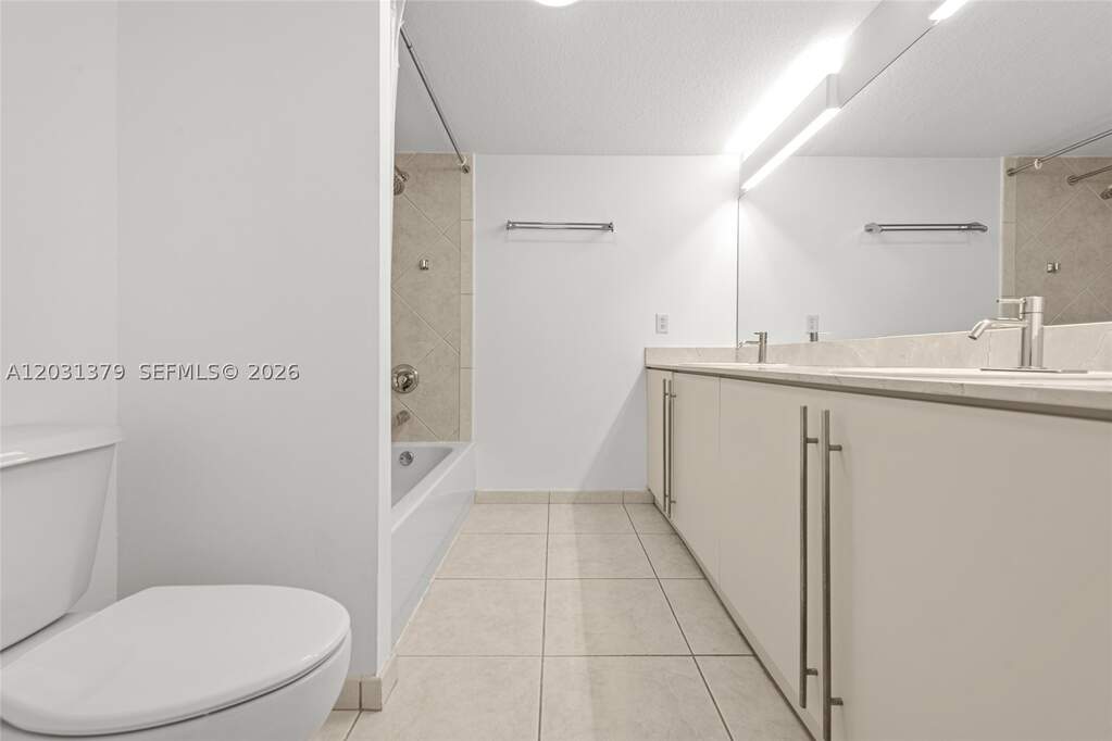 2 Bedroom Apartment/Flat's Image 20