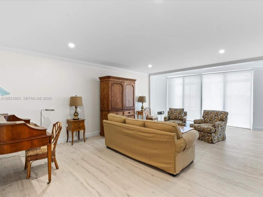 2 Bedroom Apartment/Flat's Image 10