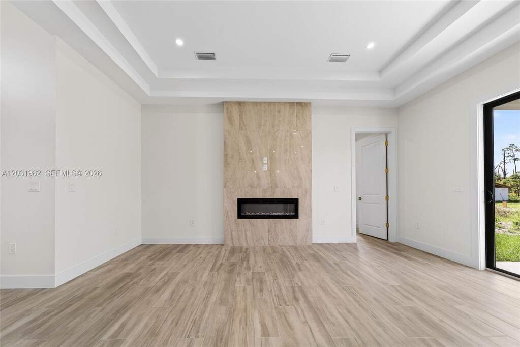 3 Bedroom Single Family Home/House's Image 8