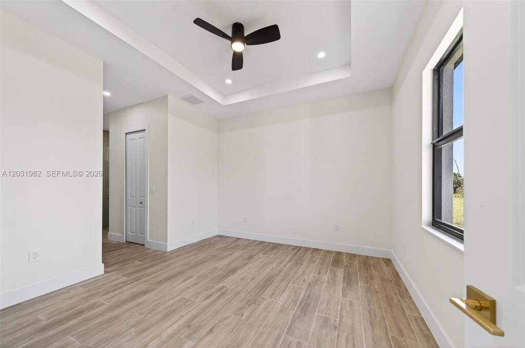 3 Bedroom Single Family Home/House's Image 14