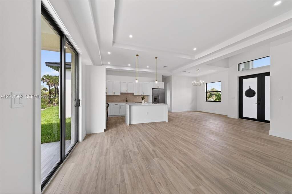 3 Bedroom Single Family Home/House's Image 21