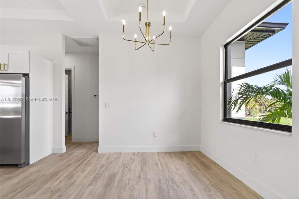 3 Bedroom Single Family Home/House's Image 5