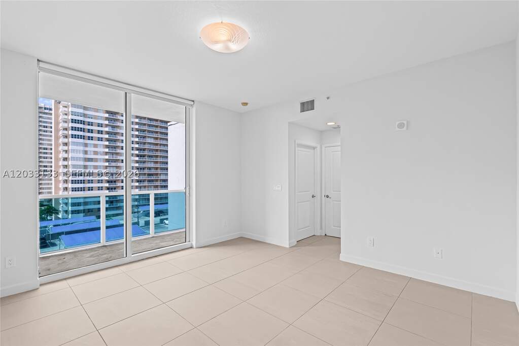 2 Bedroom Apartment/Flat's Image 19