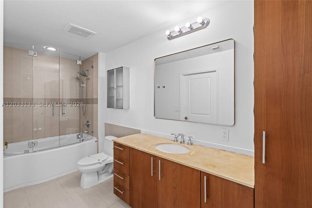 2 Bedroom Apartment/Flat's Image 25