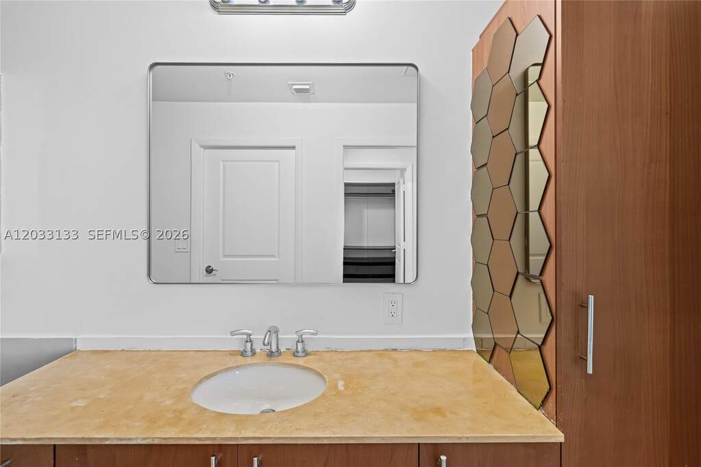 2 Bedroom Apartment/Flat's Image 28