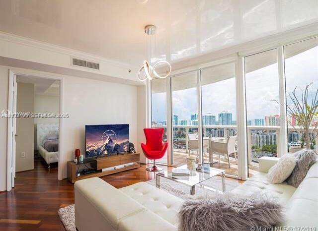 2 Bedroom Apartment/Flat's Image 14