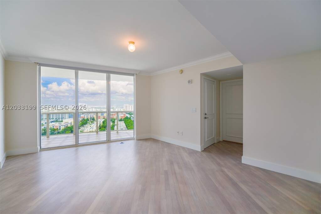 2 Bedroom Apartment/Flat's Image 32