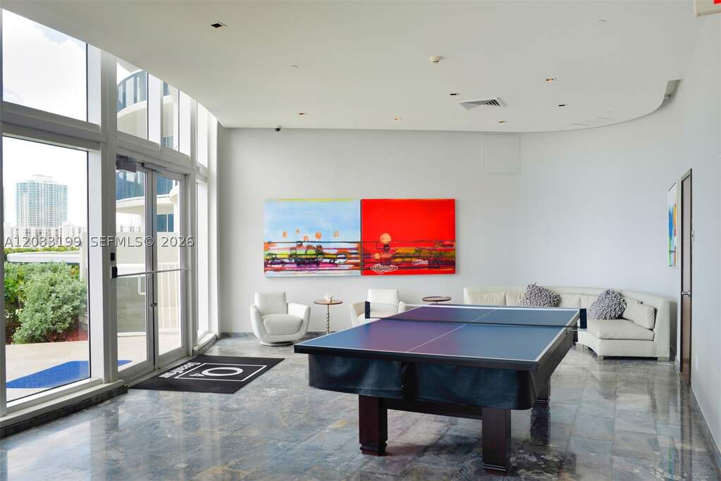 2 Bedroom Apartment/Flat's Image 40